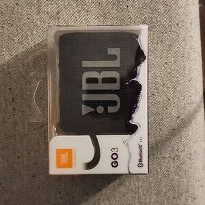 A JBL go 3 brand new in the box